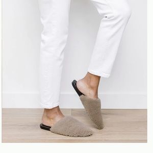 EUC Jenni Kayne Shearling Mule Taupe